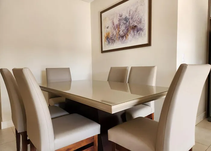302- Apartamento Com Piscina Em Bombinhas