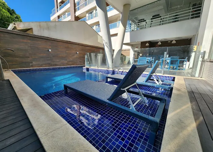302- Apartamento Com Piscina Em Bombinhas